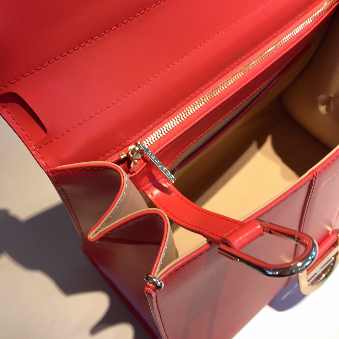 델보 브리앙 MM 박스백 미듐